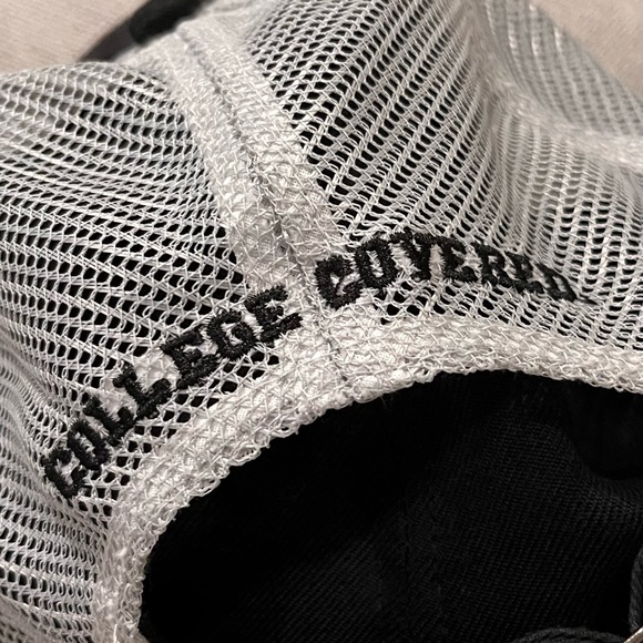 Flocku Flock U You Novelty Graphic Black and White Hat With Red Sunglasses - Picture 4 of 8